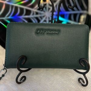 💚💚NWT-BETSEY JOHNSON GORGEOUS GREEN ZIP WALLET/WRISTLET💚💚